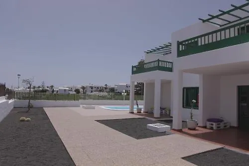 Apartamentos Flamboyant Adults Only Puerto del Carmen  0*, Puerto del Carmen (Lanzarote)