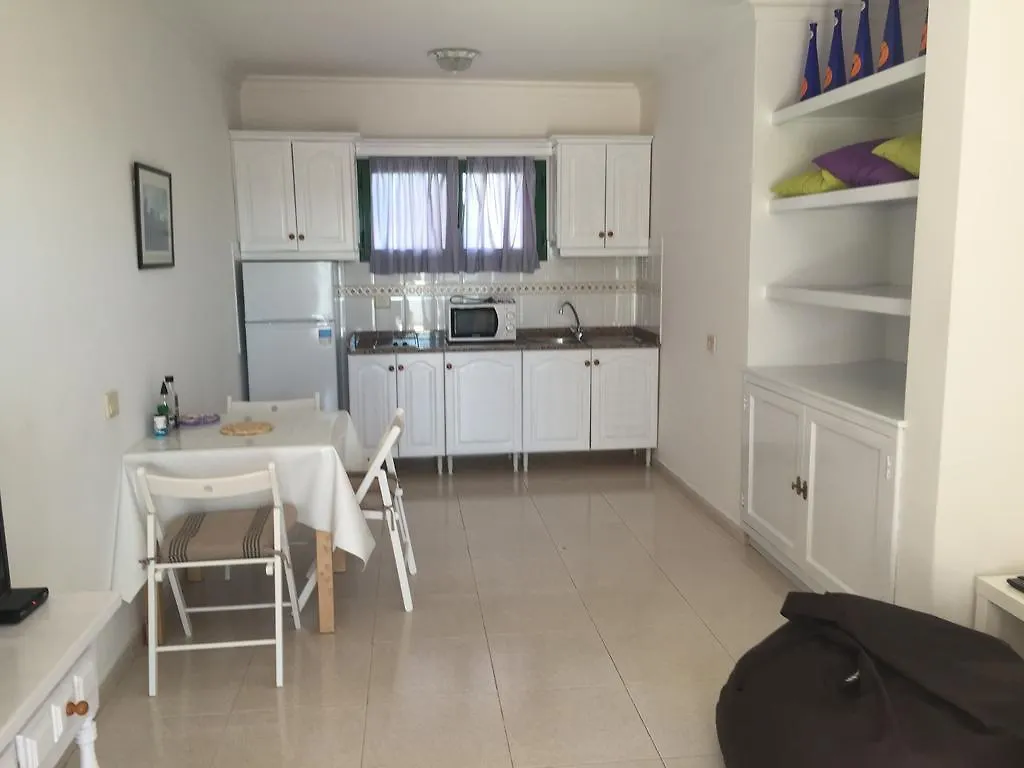 Apartamentos Flamboyant Adults Only Puerto del Carmen  0*, Puerto del Carmen (Lanzarote) Spagna